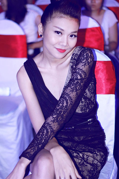 Thanh Hằng hot hơn nhờ sexy vừa đủ - 11