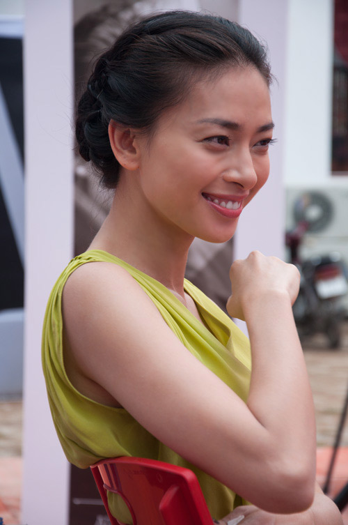 Vân Ngô thân mật với Thanh Bùi - 11