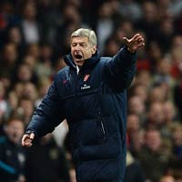 Bóng đá - Wenger chèo kéo Van Persie ở lại?