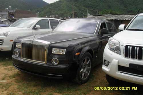 Hàng loạt "siêu xe" cập bến Quảng Ninh - 5