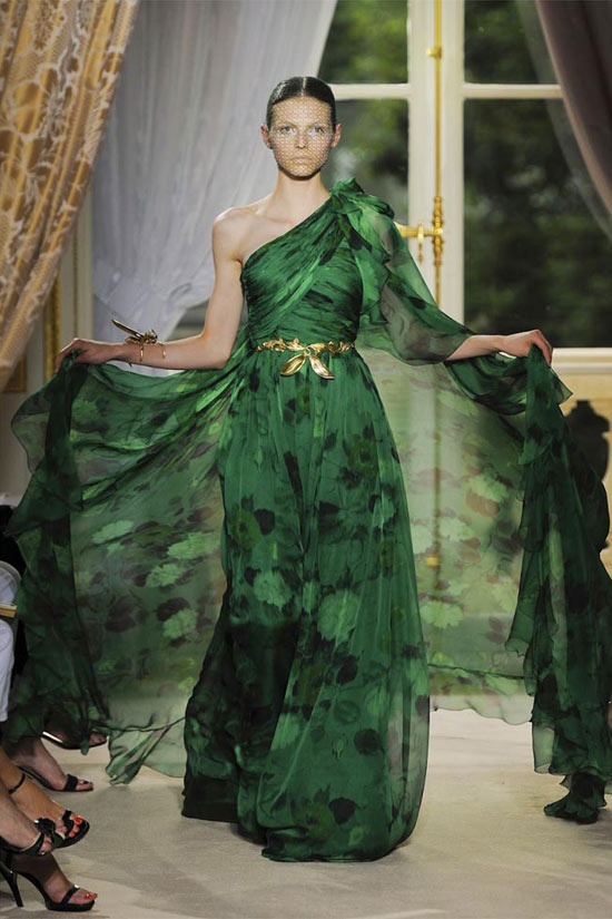 Lạc bước vào khu rừng ong bướm mơ mộng - 11