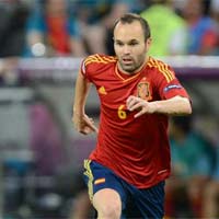 Bóng đá - QBV FIFA 2012: Iniesta sẽ đua với Messi