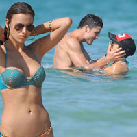 Bóng đá - Ronaldo và bồ đê mê trong sóng tình