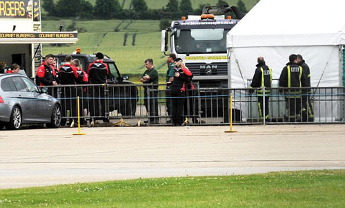 F1: "Bóng hồng" gặp tai nạn thảm khốc trước British GP - 6