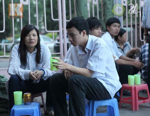 Thí sinh đã hoàn thành bài thi môn Toán - 9