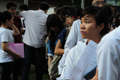 Thí sinh đã hoàn thành bài thi môn Toán - 4