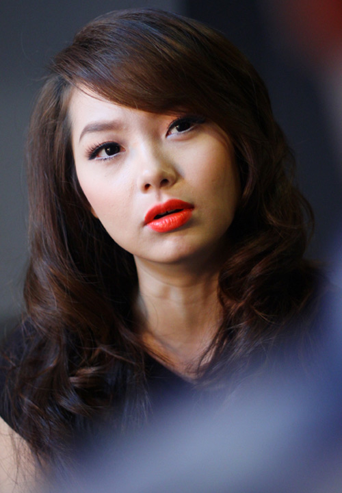 Phương Thanh đẹp hơn nhờ "xuống" tóc - 12