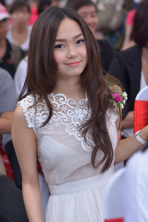 Phương Thanh đẹp hơn nhờ "xuống" tóc - 13