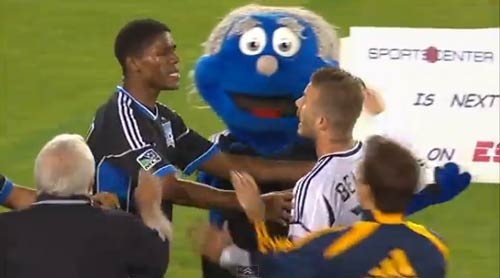 Becks trút giận vì bị loại khỏi ĐT Olympic? - 3