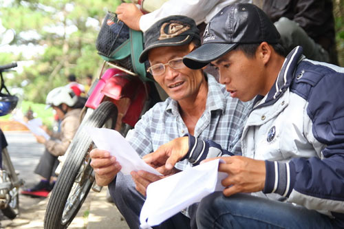 Thí sinh than đề Lý dài và khó - 8