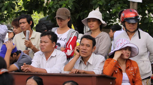 Đề Hóa dễ, đề Anh nhẹ nhàng - 11