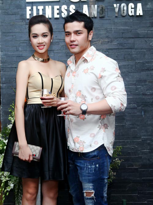 Thái Hà tươi trẻ cùng áo hở lưng - 9