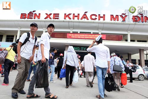 “Bẹp ruột ” về quê sau môn thi cuối - 9