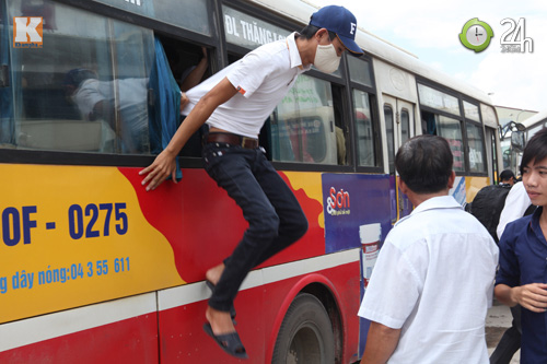 “Bẹp ruột ” về quê sau môn thi cuối - 13