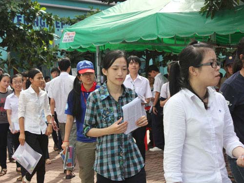 Mang dao, ép bạn cho chép bài thi - 4