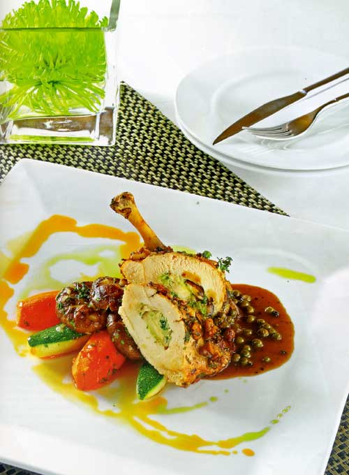 Tiệc đa sắc 'thổi bùng' sức sống ngày hè - 2