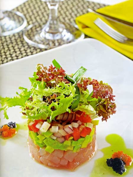 Tiệc đa sắc 'thổi bùng' sức sống ngày hè - 4