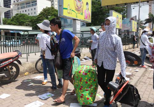 "Sợ" Hà Nội, sĩ tử chen nhau về quê - 3