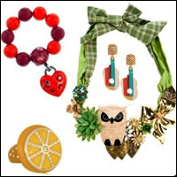 Bí quyết mặc đẹp - Chọn trang sức "gọi" tuổi hồng trở lại