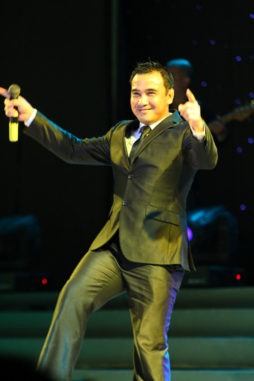 Quyền Linh hát nhảy cực sung - 4