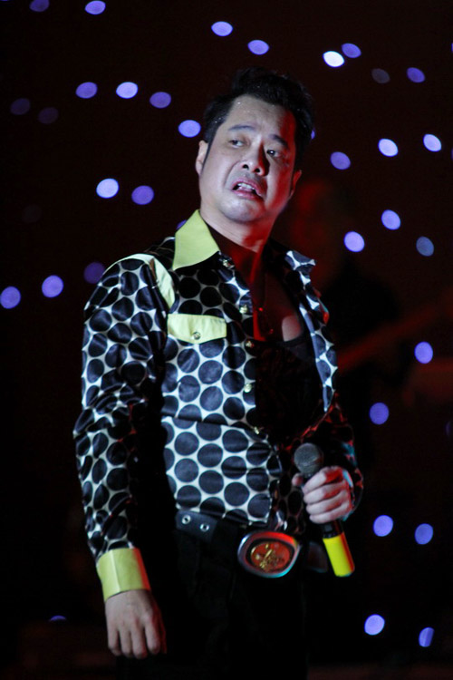 Quyền Linh hát nhảy cực sung - 10