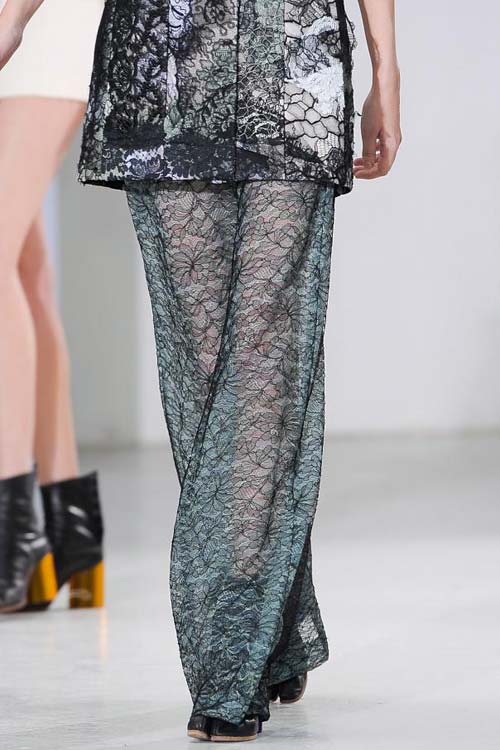 Martin Margiela lấy pha lê bịt mặt - 8