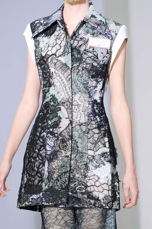 Martin Margiela lấy pha lê bịt mặt - 6