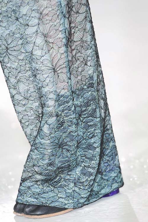 Martin Margiela lấy pha lê bịt mặt - 11