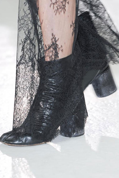 Martin Margiela lấy pha lê bịt mặt - 7