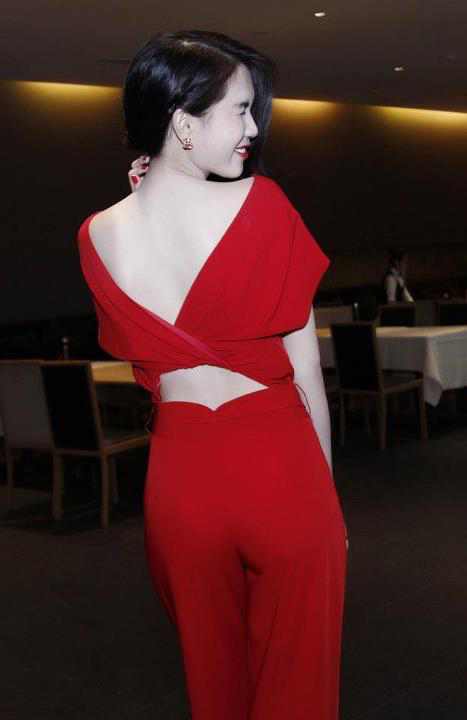 Tuyệt chiêu “đốt mắt” của giai nhân - 7