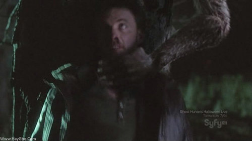 Trailer phim: Red Werewolf Hunter - 4