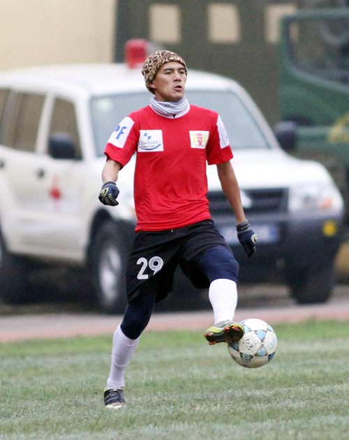 V-League thời khó khăn: Những “tỷ phú” sa cơ - 1