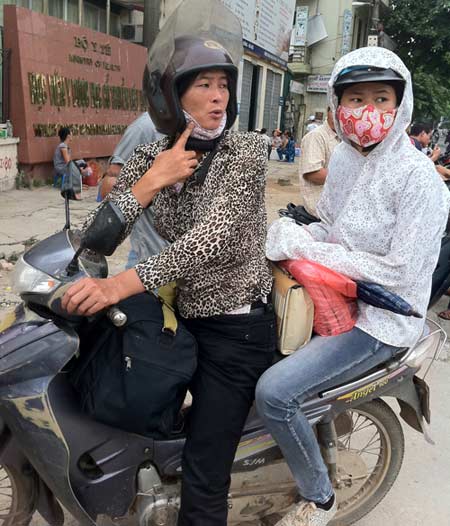 Sĩ tử phát hoảng trong vòng vây nhà trọ - 4