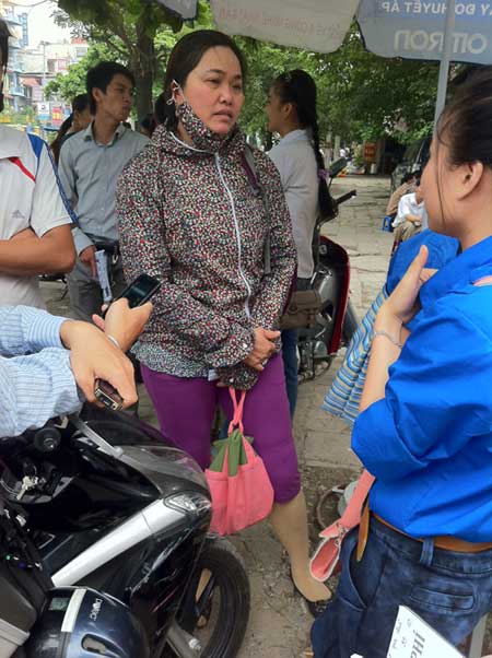 Sĩ tử phát hoảng trong vòng vây nhà trọ - 6