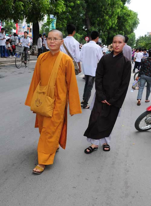 Gần 500.000 thí sinh làm thủ tục thi đợt 2 - 4