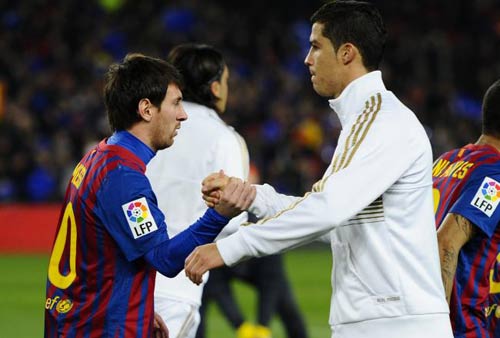 QBV FIFA 2012: Ronaldo thắng Messi? - 1