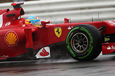 Phân hạng British GP: Alonso giành ngôi "vua thuỷ chiến" - 1