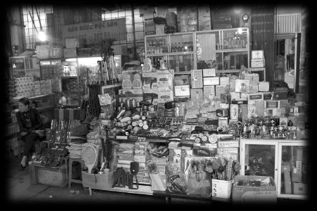 Xâm nhập thị trường "hàng cấm" vùng biên - 2