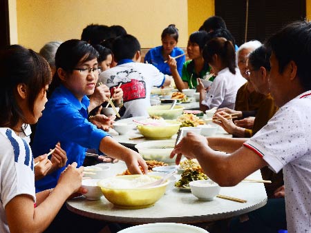 Sướng như sĩ tử đi thi ở chùa - 5