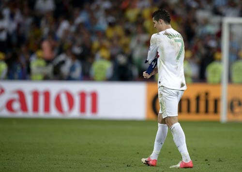 Rafael Benitez bình về siêu sao sau Euro 2012 - 1
