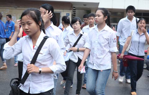 Gần 600.000 sĩ tử thi ĐH đợt 2 - 4