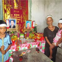 Pháp luật - Sát hại dã man 2 vợ chồng, để lại con nhỏ