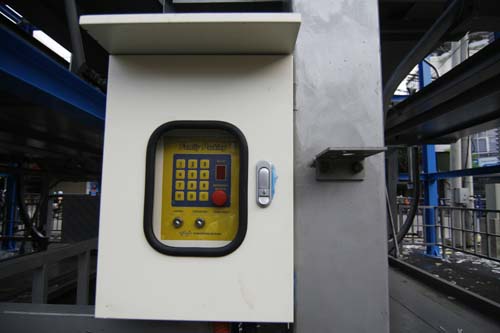 Giàn đỗ xe bằng thép hiện đại đầu tiên ở Hà Nội - 10