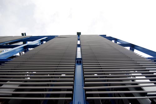 Giàn đỗ xe bằng thép hiện đại đầu tiên ở Hà Nội - 11