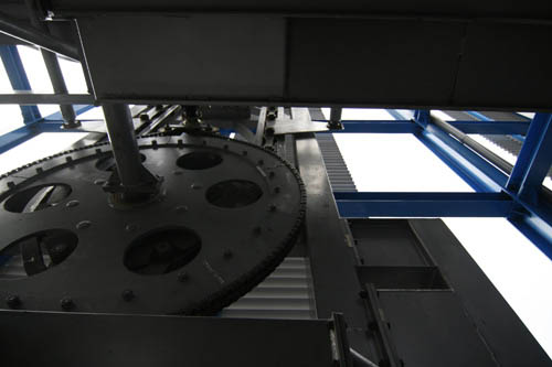 Giàn đỗ xe bằng thép hiện đại đầu tiên ở Hà Nội - 8