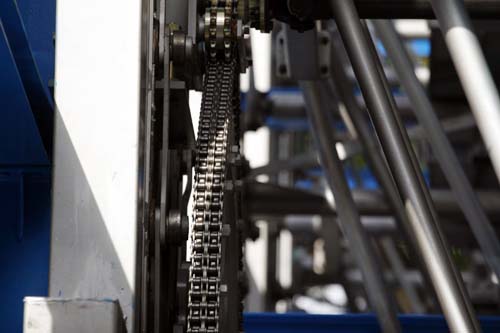 Giàn đỗ xe bằng thép hiện đại đầu tiên ở Hà Nội - 9