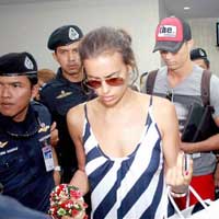 Bóng đá - Ronaldo cùng bồ "đại náo" Thái Lan