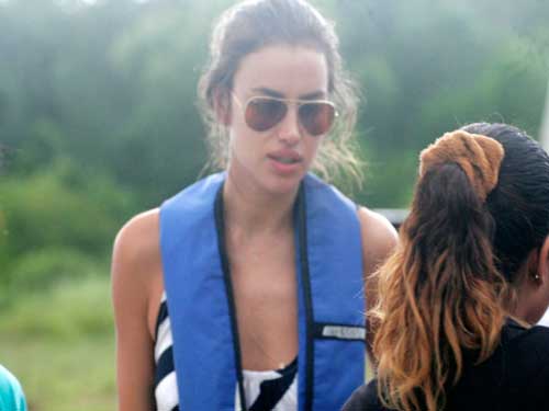 Ronaldo cùng bồ "đại náo" Thái Lan - 4