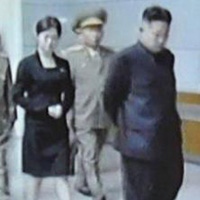 Tin tức trong ngày - Người phụ nữ bí ẩn bên cạnh Kim Jong Un