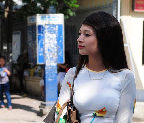 Đề Địa lý đề cập Hoàng Sa, Trường Sa - 6